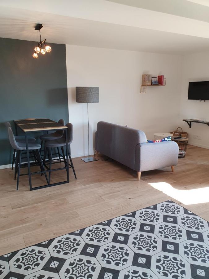 Appartement Pierres De Loire- Linge Inclus -1Er Etage La Bohalle エクステリア 写真